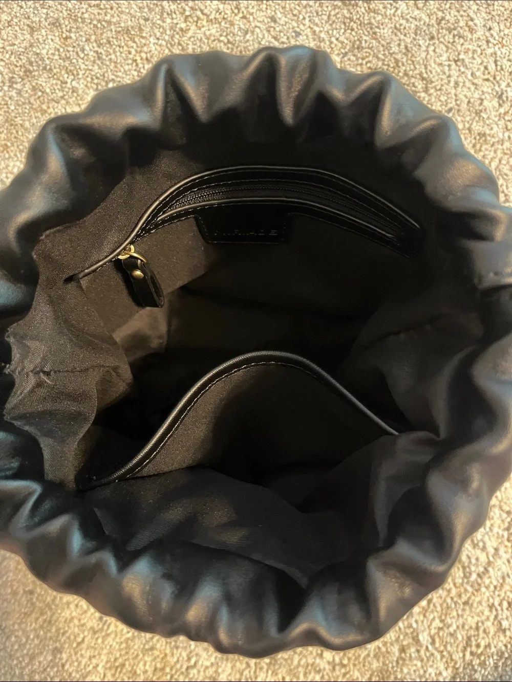 Brand new! Never used!Muriade Black Leather shoulder purse with Drawstring Pouch - Picture 7 of 8